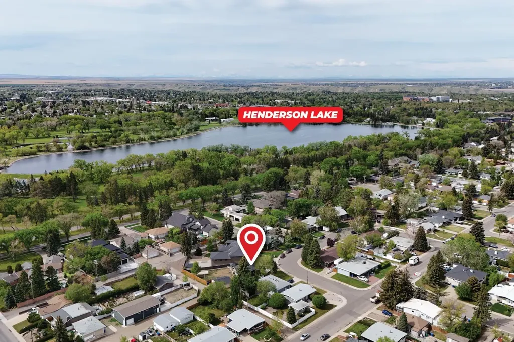 613 33 Street S Lethbridge AB T1J 3V8