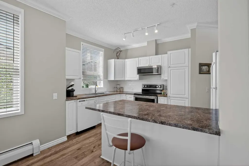 14645 6 Street SW Calgary AB T2Y 3S1