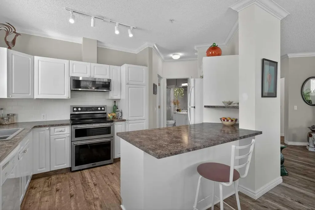 14645 6 Street SW Calgary AB T2Y 3S1