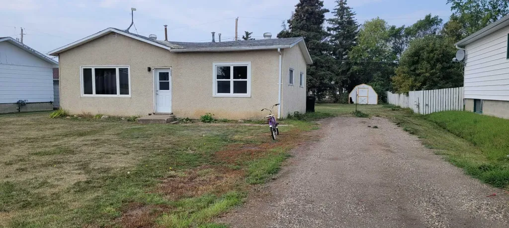 10304 114 Street Fairview AB T0H1L0