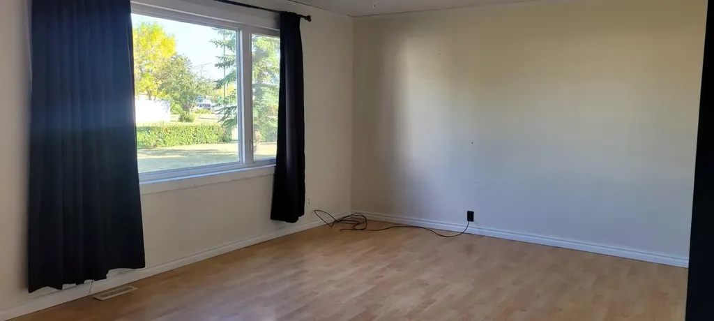 10304 114 Street Fairview AB T0H1L0