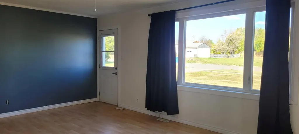 10304 114 Street Fairview AB T0H1L0