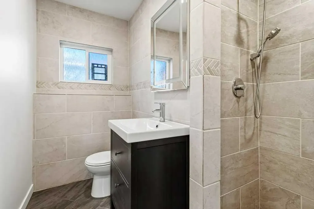 5344 37a Street Innisfail AB T4G 1E5