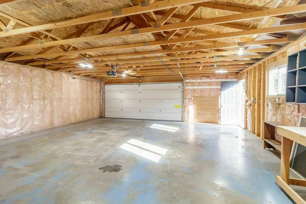 5344 37a Street Innisfail AB T4G 1E5