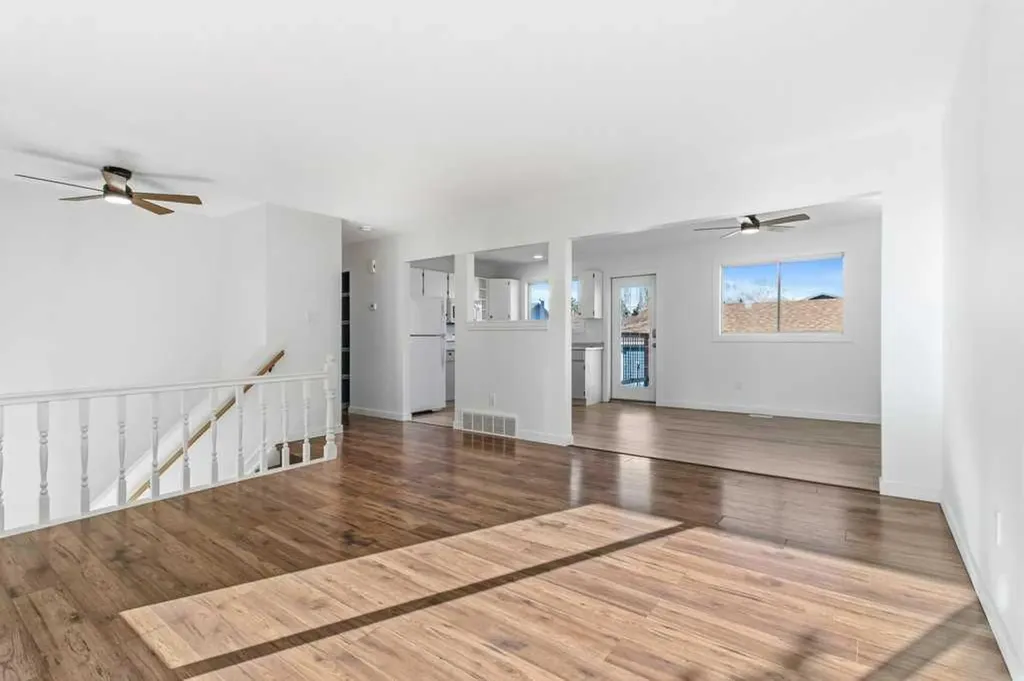 5344 37a Street Innisfail AB T4G 1E5