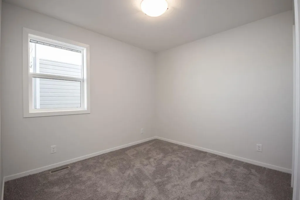 5 Beacon Hill Drive Sylvan Lake AB T4S 0S9