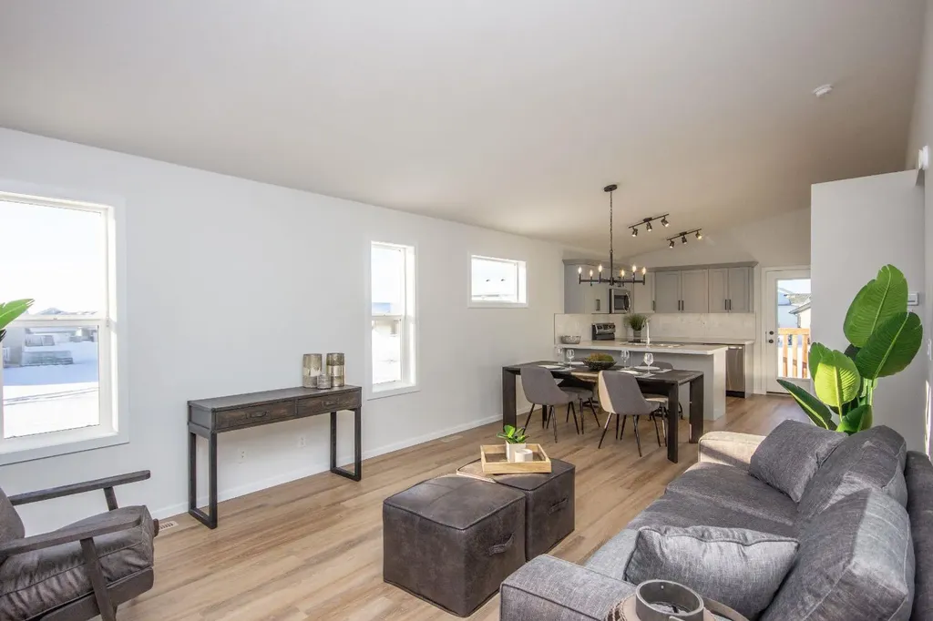 5 Beacon Hill Drive Sylvan Lake AB T4S 0S9