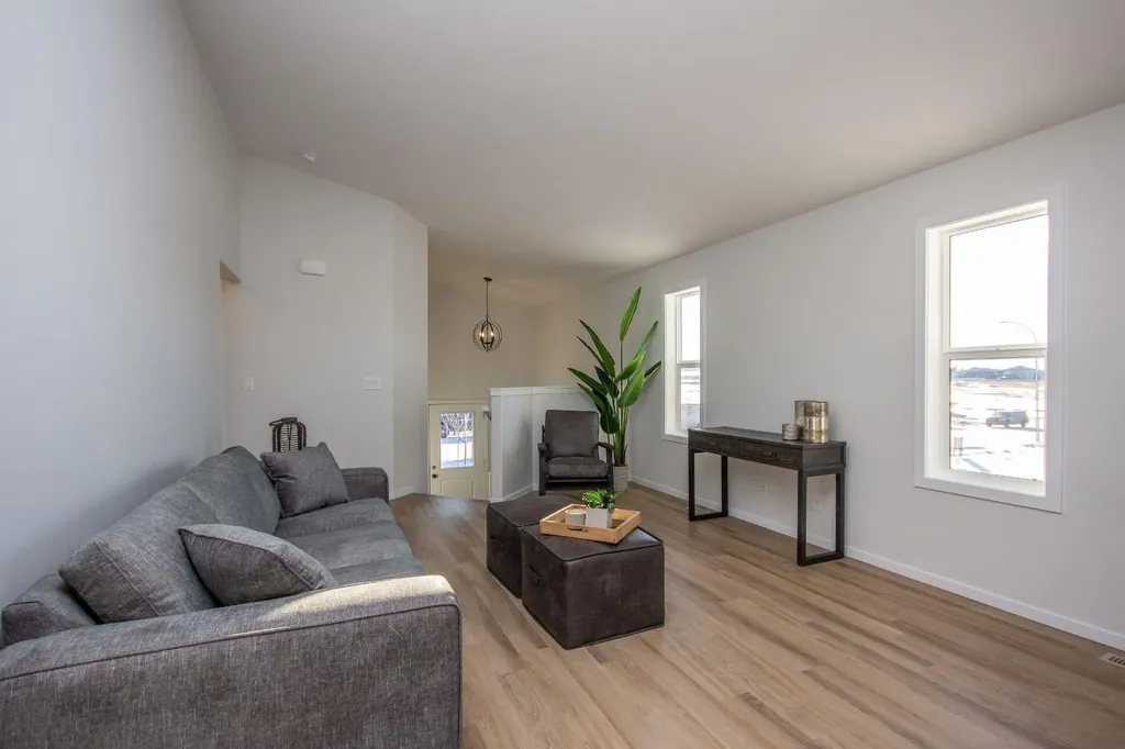 5 Beacon Hill Drive Sylvan Lake AB T4S 0S9