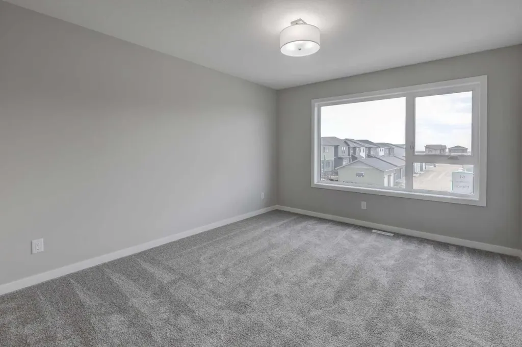 51 Lewisburg Manor NE Calgary AB T3P 2N7