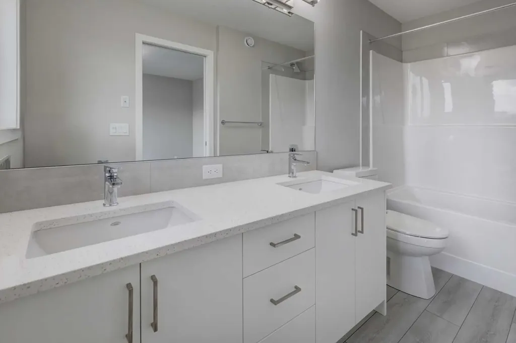 51 Lewisburg Manor NE Calgary AB T3P 2N7