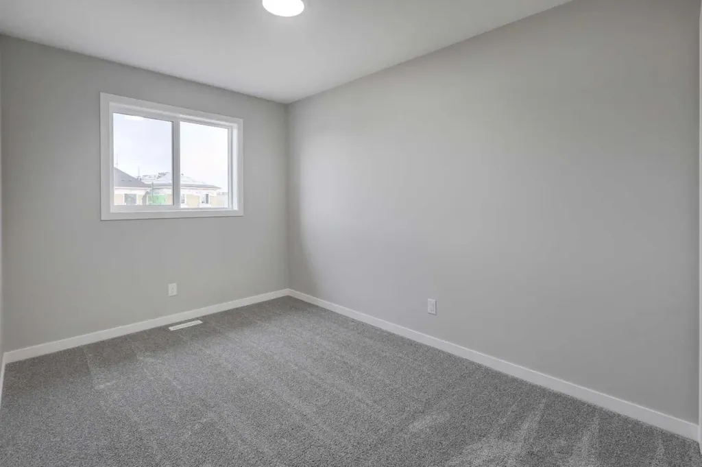51 Lewisburg Manor NE Calgary AB T3P 2N7