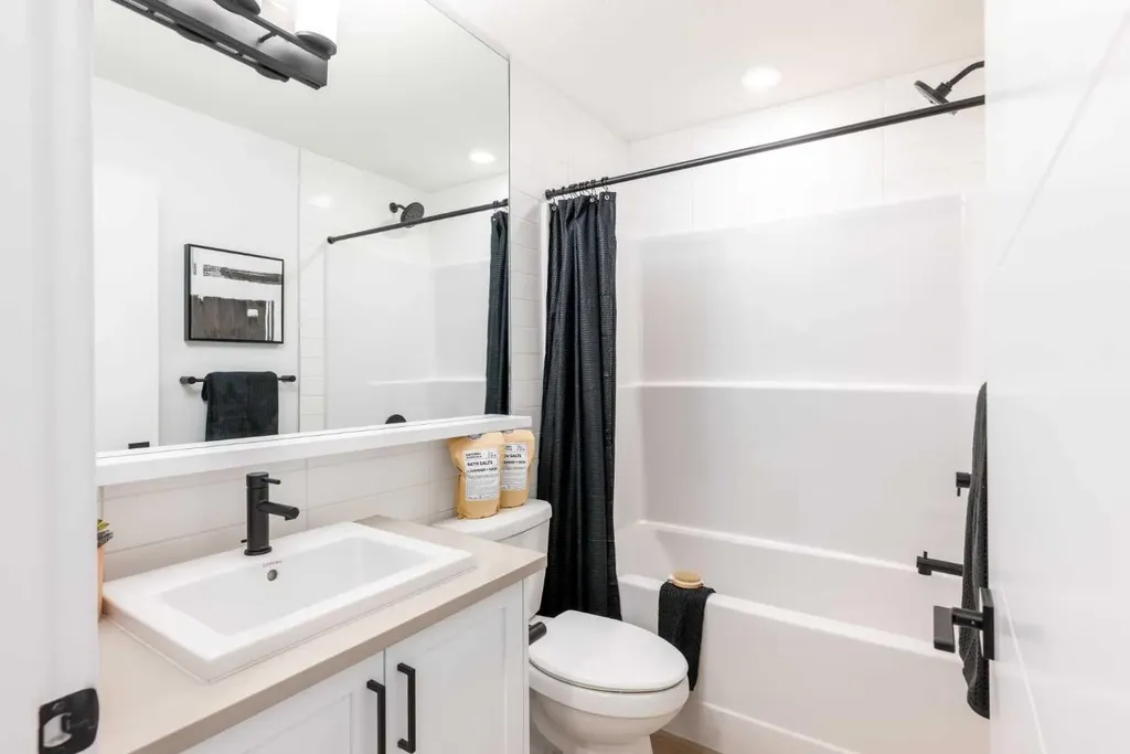 1506 Rangeview Drive SE Calgary AB T3S 0P8