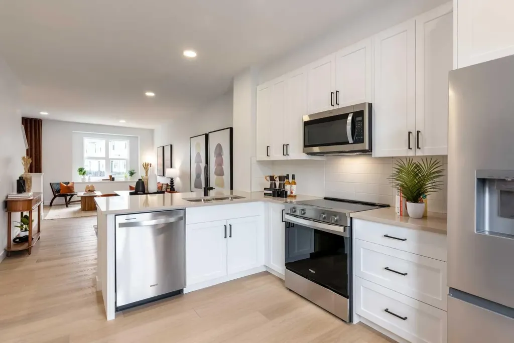 1506 Rangeview Drive SE Calgary AB T3S 0P8