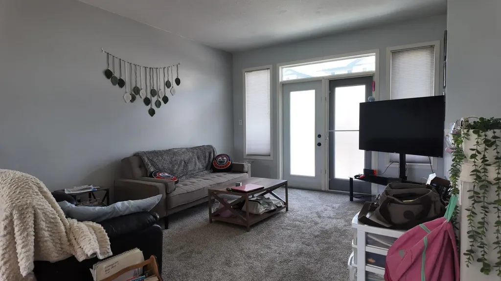 762 Heritage Boulevard W Lethbridge AB T1K 0W1