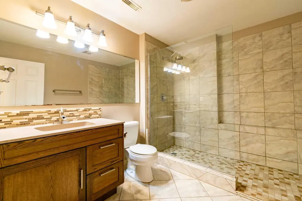 6207 39 Avenue Close Stettler AB T4K 1G1