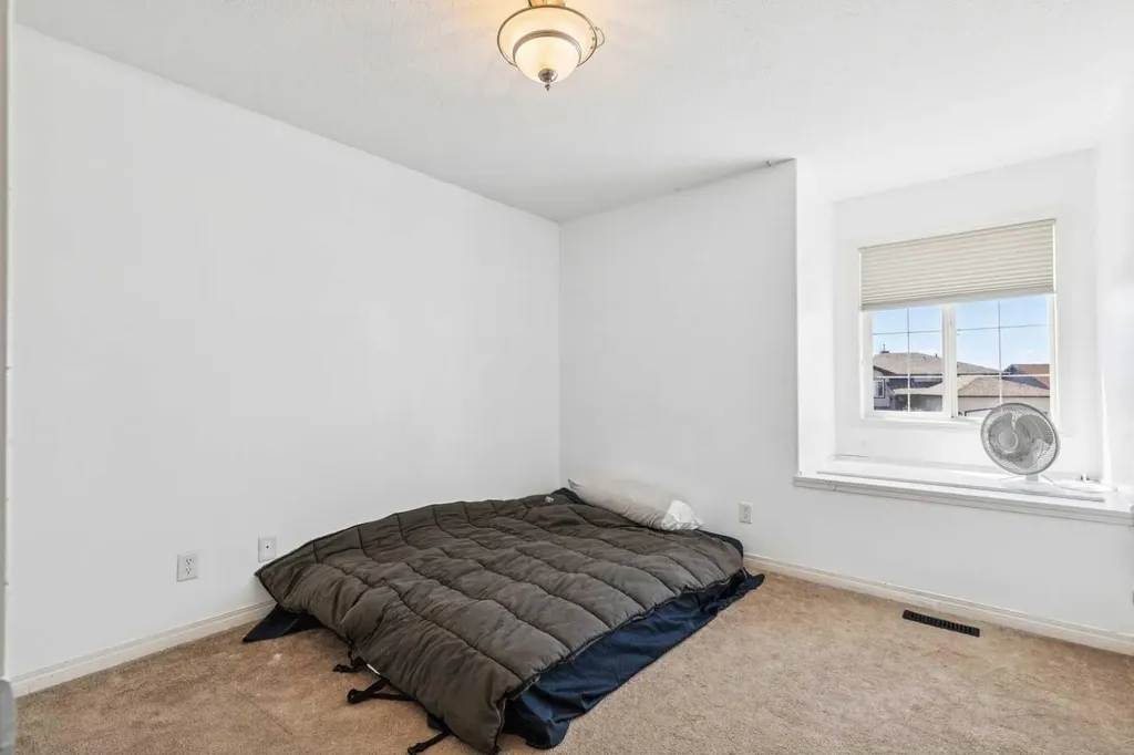 232 Hillcrest Court Strathmore AB T1P 1W2