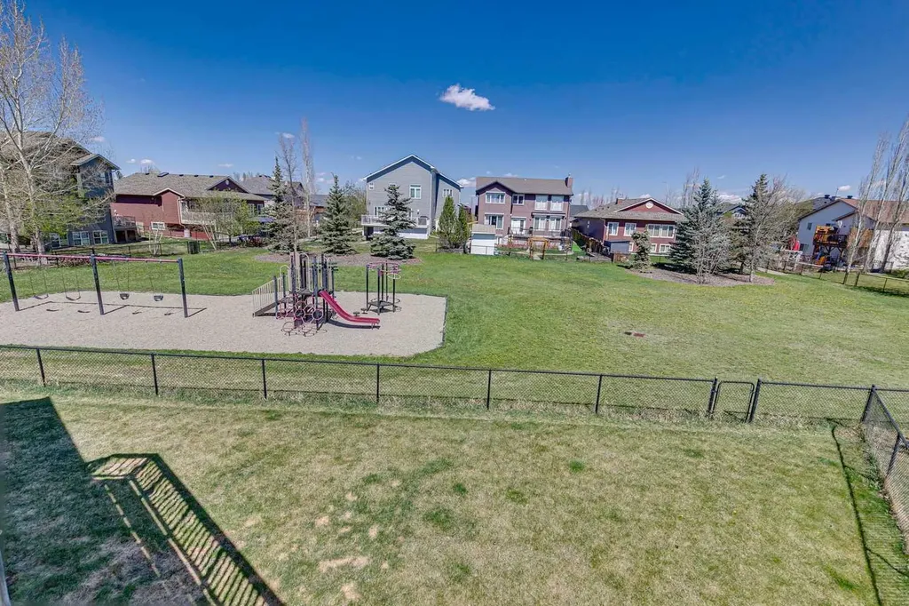 232 Hillcrest Court Strathmore AB T1P 1W2