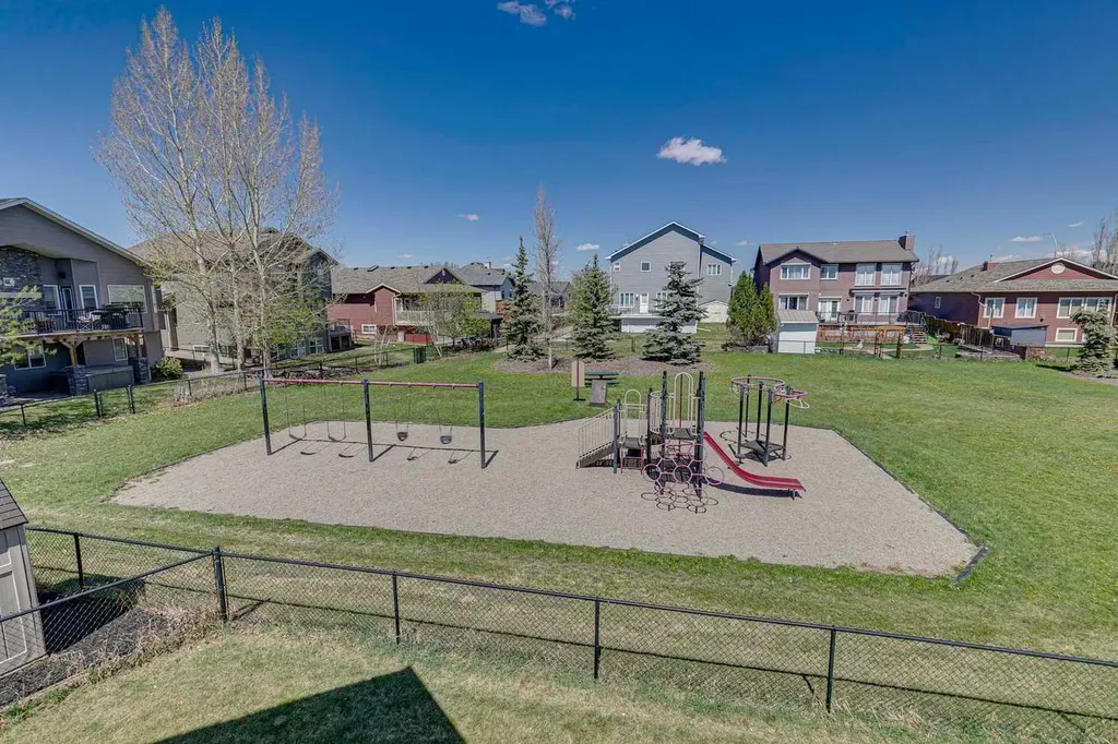 232 Hillcrest Court Strathmore AB T1P 1W2