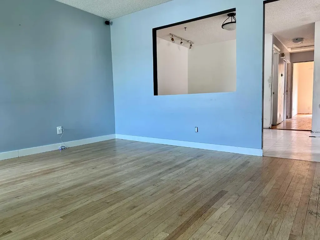 3116 51 Street SW Calgary AB T3E 6R4