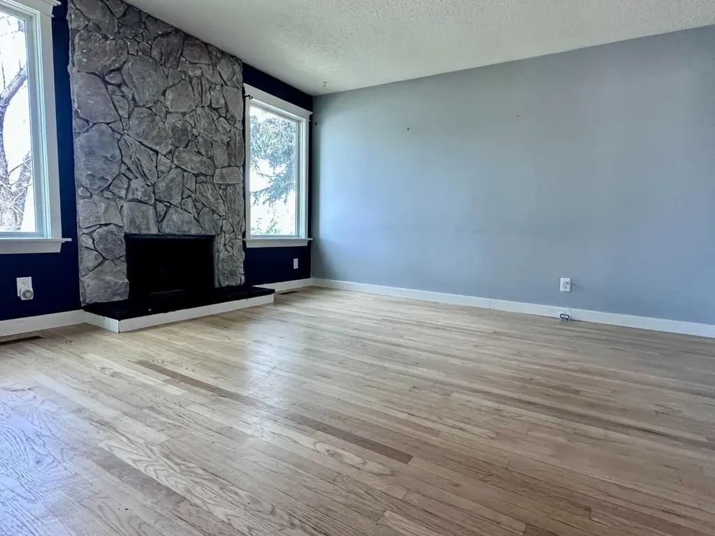 3116 51 Street SW Calgary AB T3E 6R4