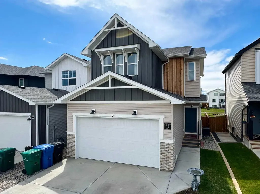 18 Blackwolf Pass N Lethbridge AB T1H 7H7