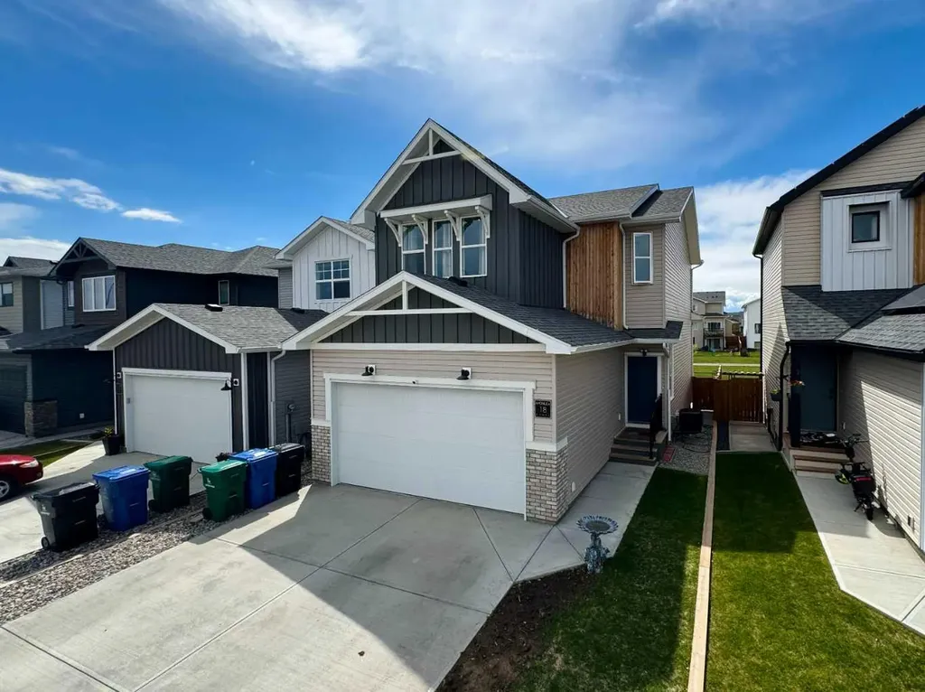 18 Blackwolf Pass N Lethbridge AB T1H 7H7