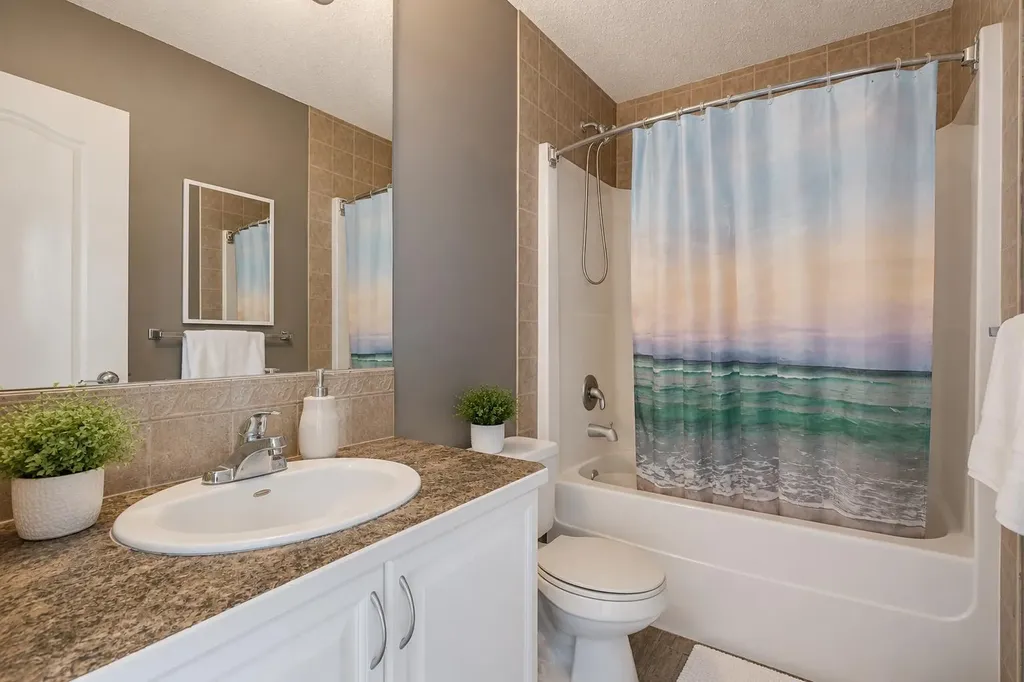47 Westmount Road Okotoks AB T1S 2J3