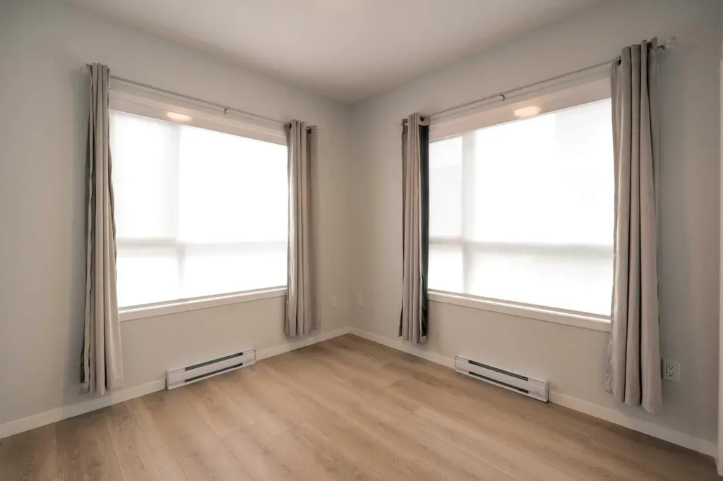 20295 Seton Way SE Calgary AB T3M 3X3