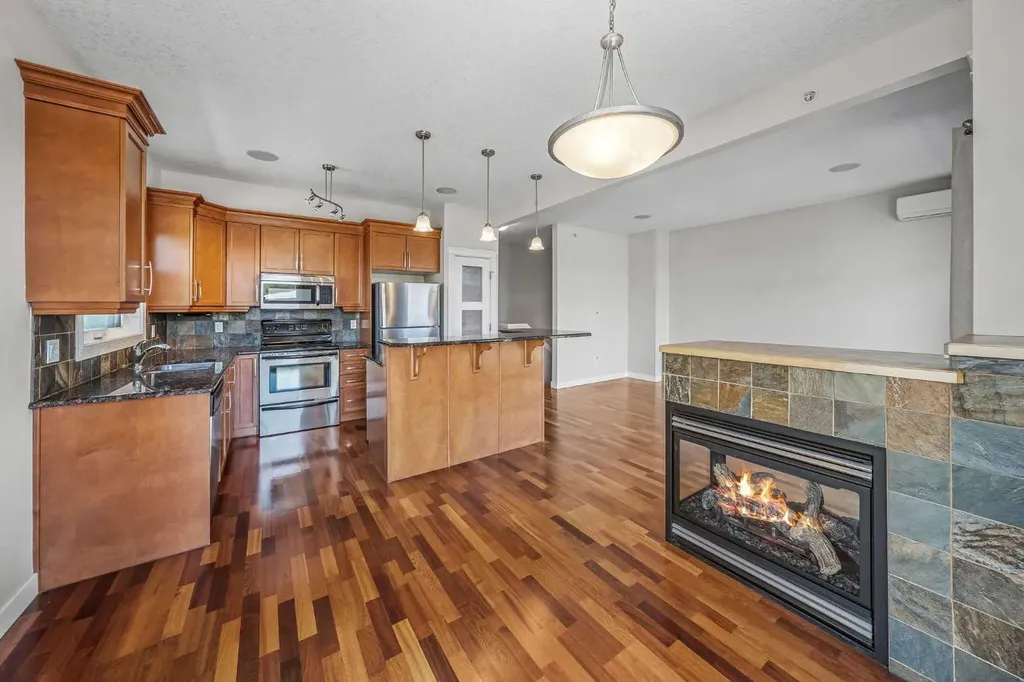 41 6 Street NE Calgary AB T2E 8H7