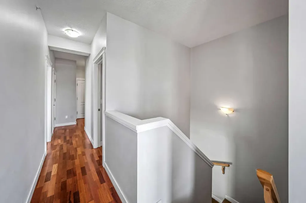 41 6 Street NE Calgary AB T2E 8H7