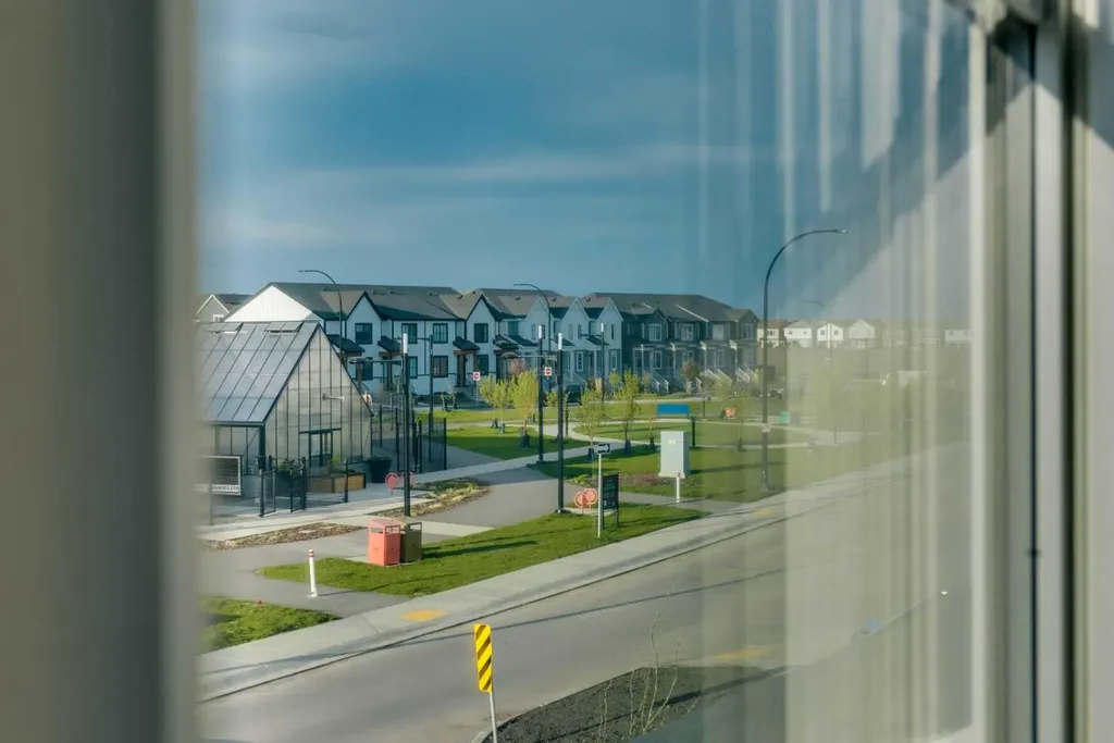 229 Heirloom Way SE Calgary AB T3S 0H2