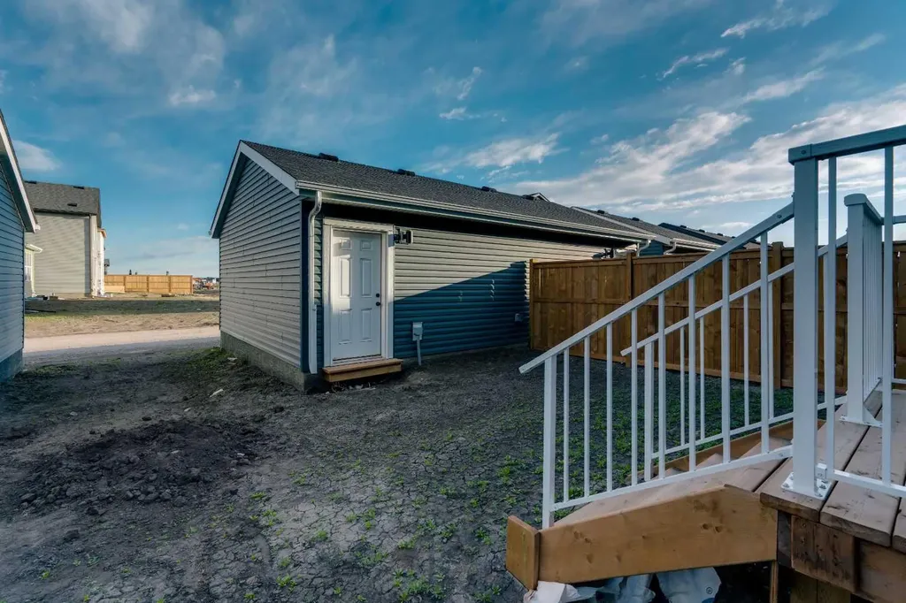 229 Heirloom Way SE Calgary AB T3S 0H2