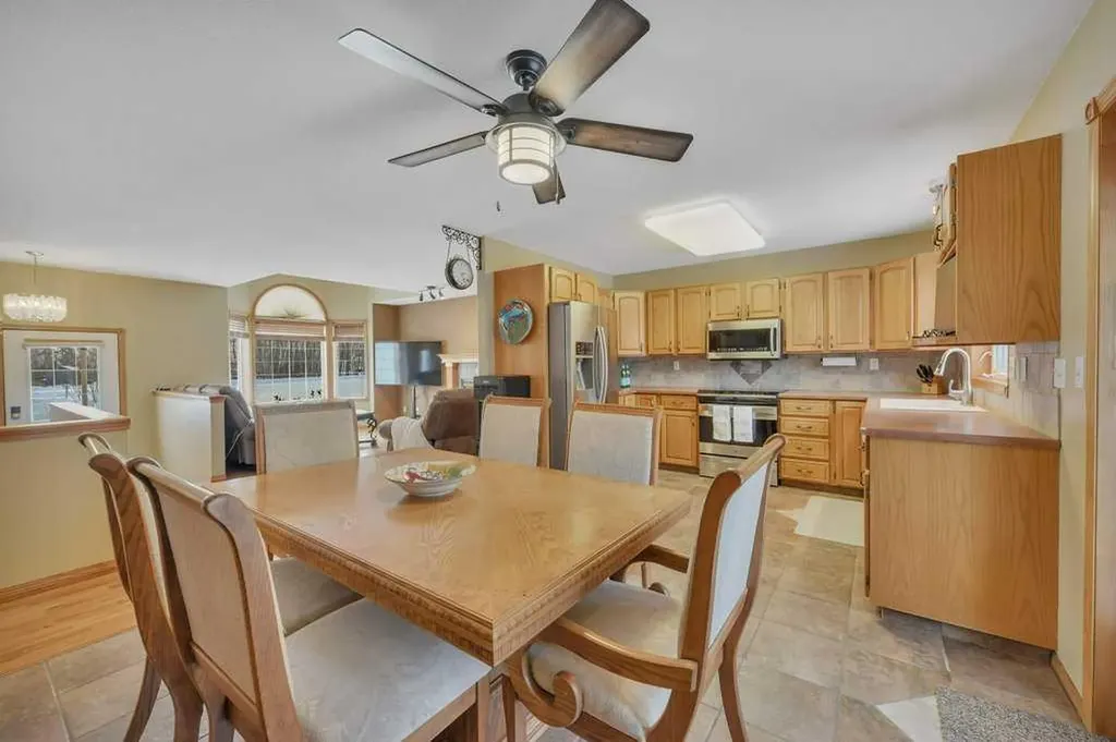 41124 Range Road 282 Rural Lacombe County AB T4L 2N3