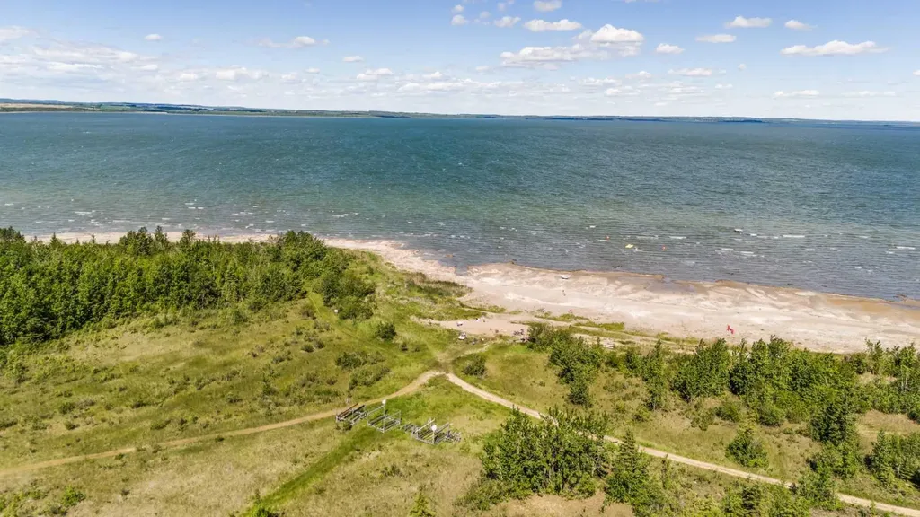41124 Range Road 282 Rural Lacombe County AB T4L 2N3
