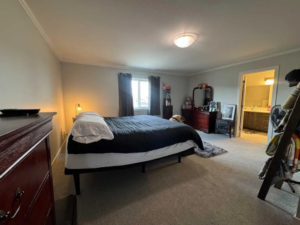 6812 50 Avenue Camrose AB T4V 5G1