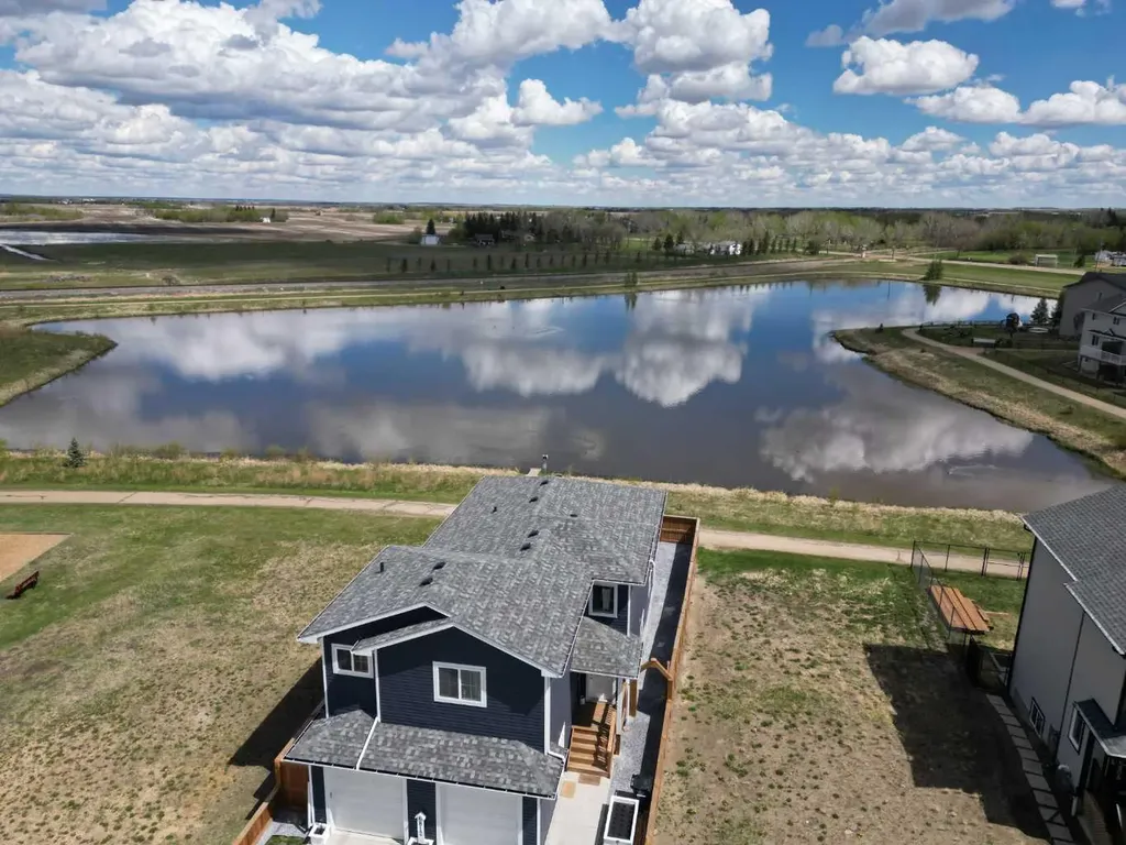 6812 50 Avenue Camrose AB T4V 5G1