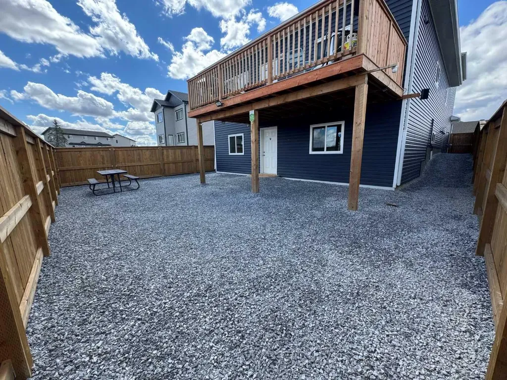 6812 50 Avenue Camrose AB T4V 5G1