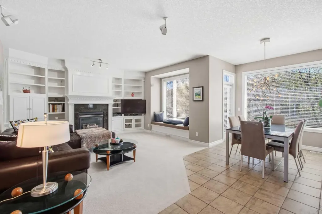 36 Hampstead Hill NW Calgary AB T3A 6E9