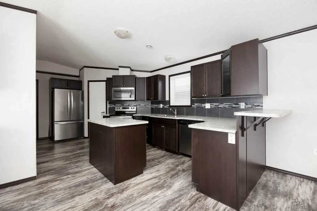 725 Beacon Hill Drive Fort Mcmurray AB T9H 2P6
