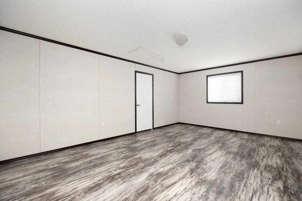 725 Beacon Hill Drive Fort Mcmurray AB T9H 2P6