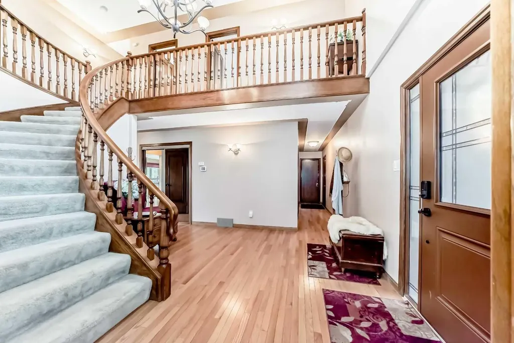 71 Edenwold Place NW Calgary AB T3A 3T8