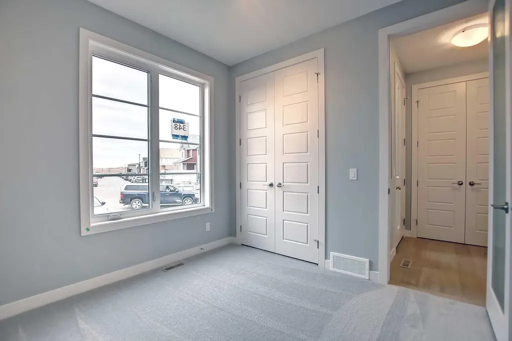2085 Cobblespring Avenue SW Airdrie AB T4B 5z6