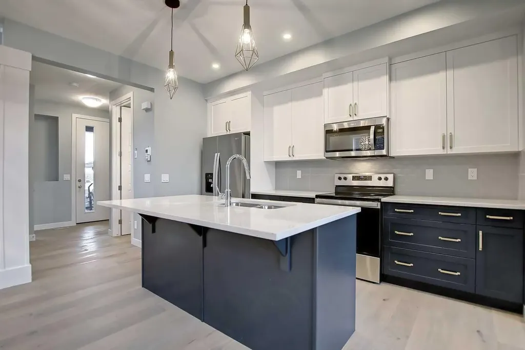 2085 Cobblespring Avenue SW Airdrie AB T4B 5z6