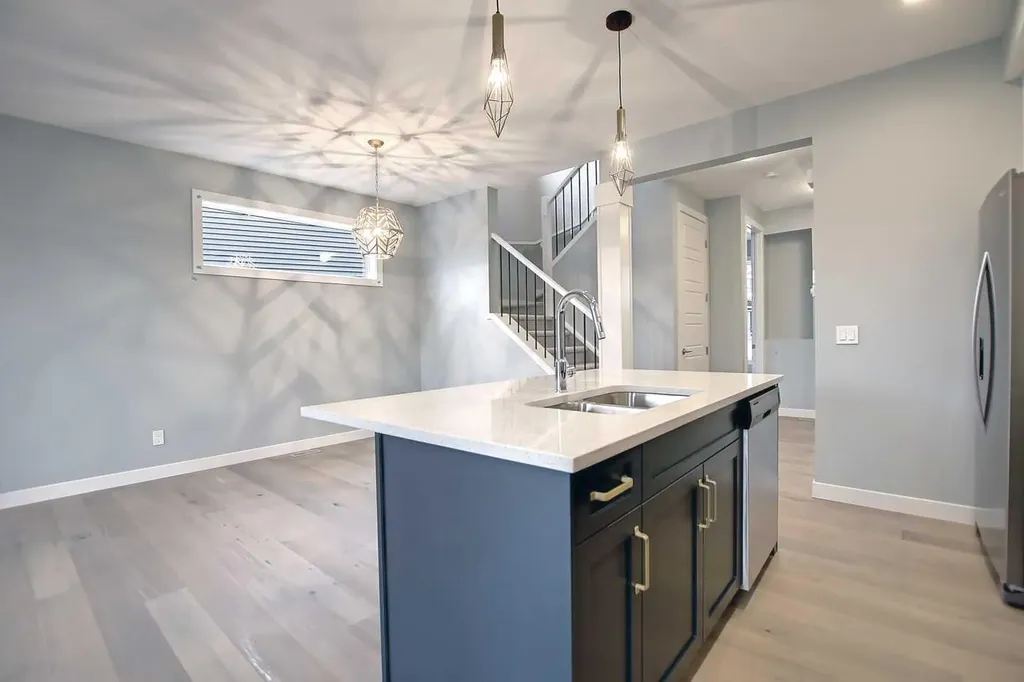 2085 Cobblespring Avenue SW Airdrie AB T4B 5z6