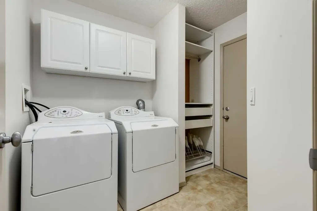 35 New Brighton Manor SE Calgary AB T2Z 4G8