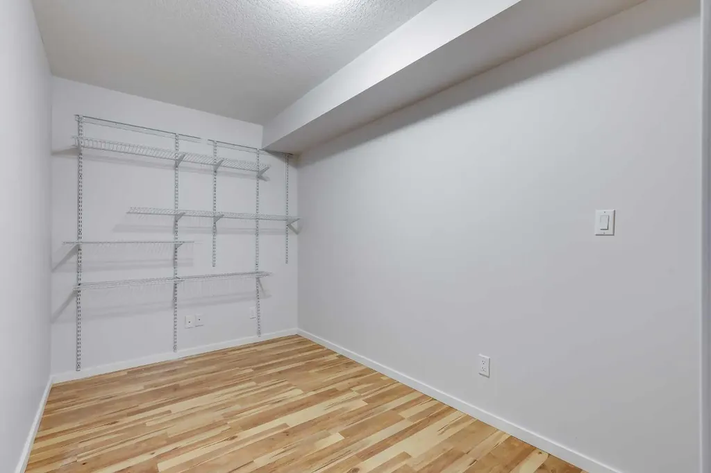 35 New Brighton Manor SE Calgary AB T2Z 4G8