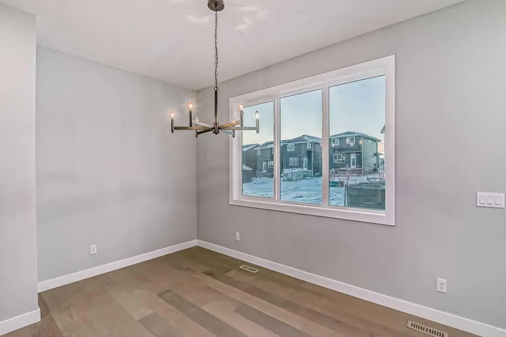 2081 Cobblespring Avenue SW Airdrie AB T4B 5Z6