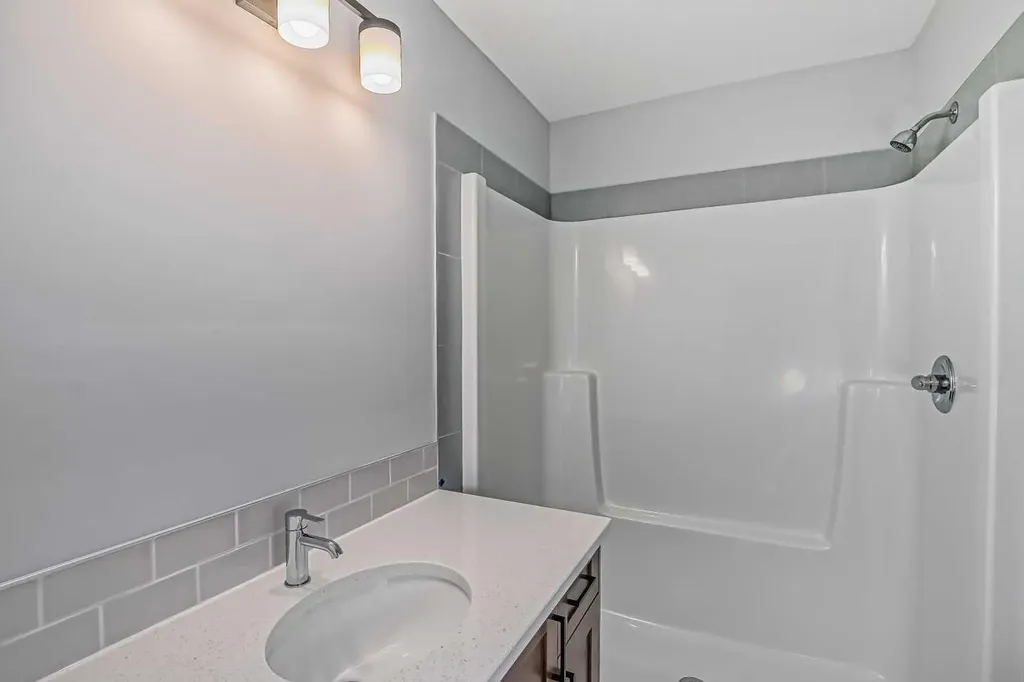 2081 Cobblespring Avenue SW Airdrie AB T4B 5Z6