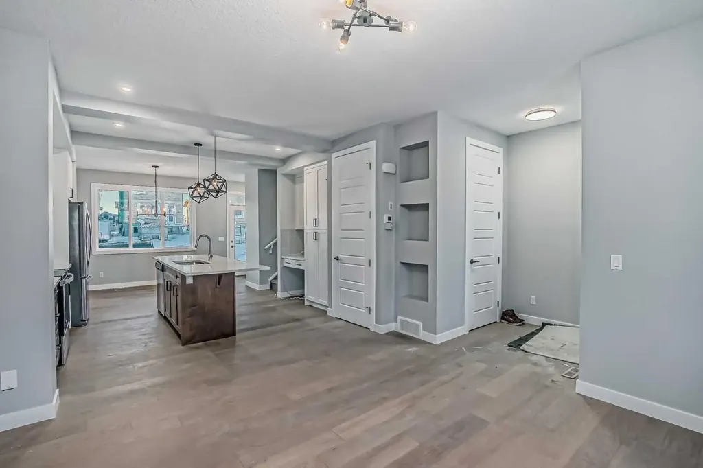 2081 Cobblespring Avenue SW Airdrie AB T4B 5Z6