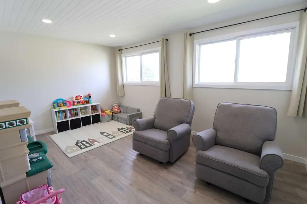 3918 52 Street Taber AB T1G 1B7
